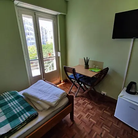 Lisbon, Twin In Penha De França Appartement *