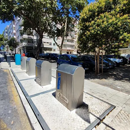 Twin In Penha De Franca Guest house
